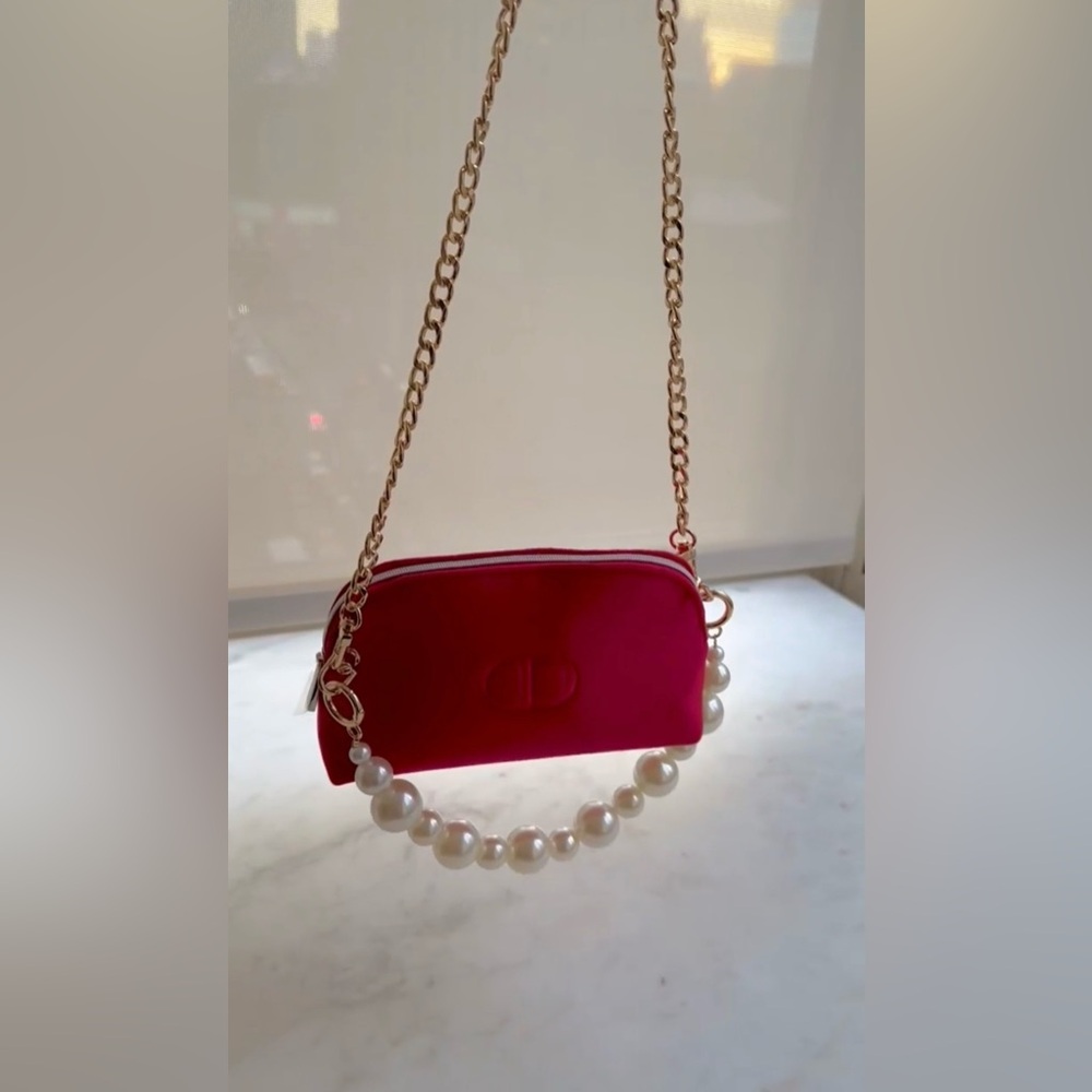 NWOT Christian Dior beauty bag/pouch with pearl chain and gold-tone chain - Picture 3 of 5